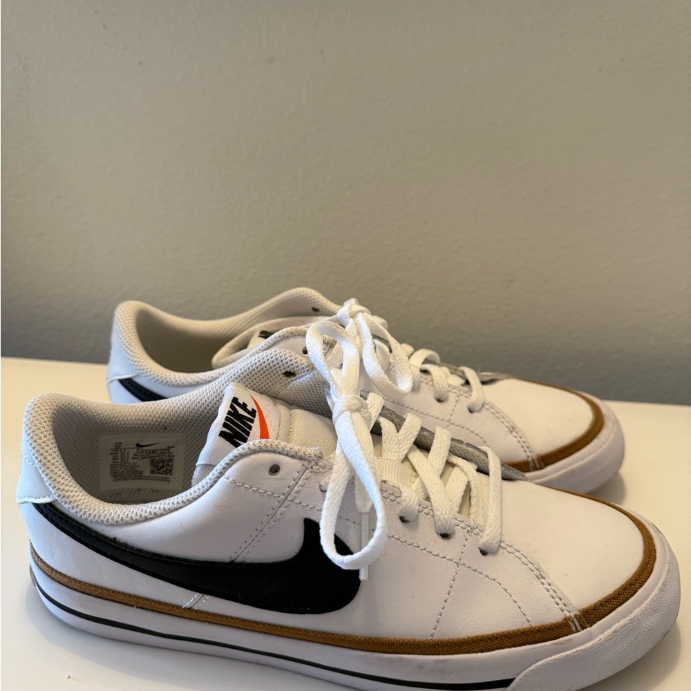 Nike Kids White and Black Sneakers
